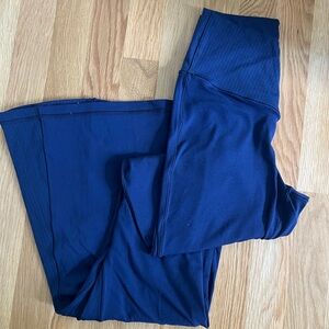 Aerie Offline Navy Yoga Pants